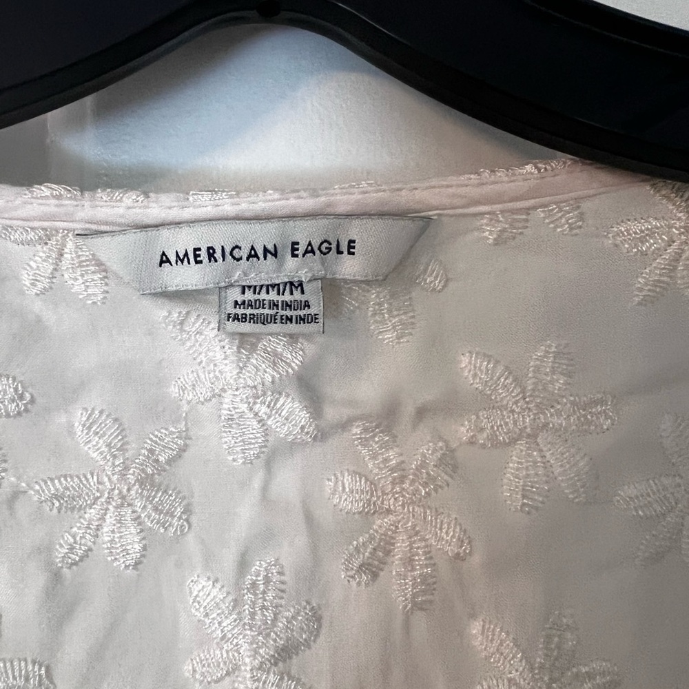 American Eagle Outfitters Cream Floral Embroidered Blouse - Picture 3 of 4